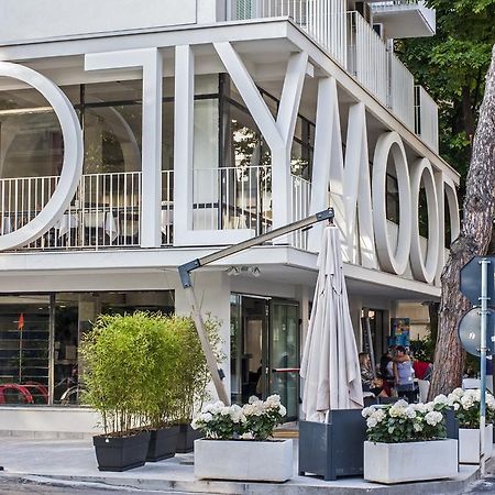 Hotel Hollywood Riccione Dış mekan fotoğraf